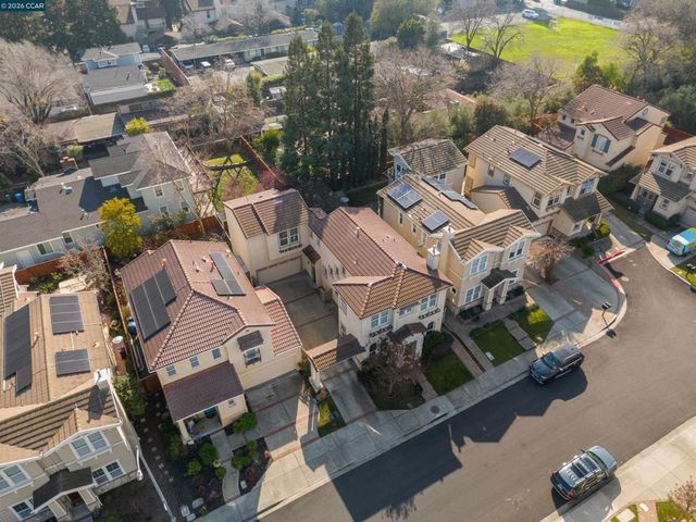 527 Gabriel Ct, Walnut Creek, CA 94597