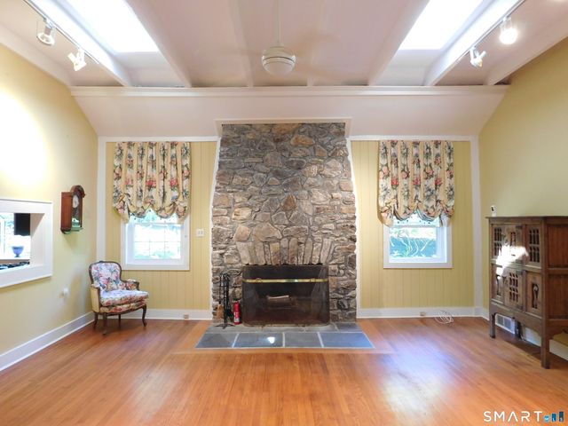 151 Great Quarter Road, Newtown, CT 06482