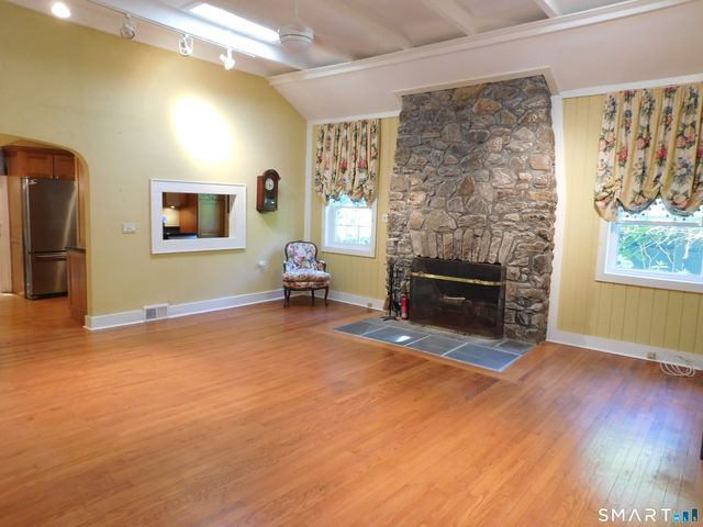 151 Great Quarter Road, Newtown, CT 06482