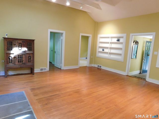 151 Great Quarter Road, Newtown, CT 06482