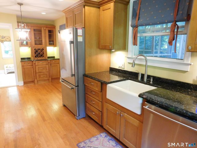151 Great Quarter Road, Newtown, CT 06482