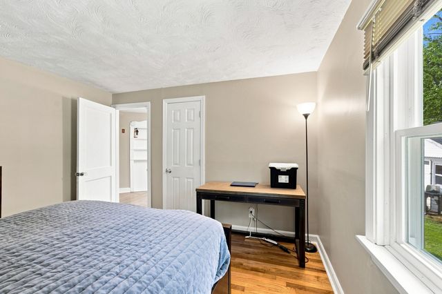 42 7 Mile River Dr, Attleboro, MA 02703
