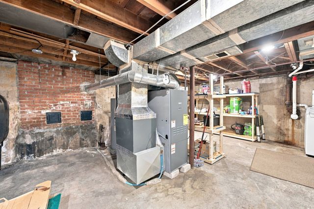 42 7 Mile River Dr, Attleboro, MA 02703