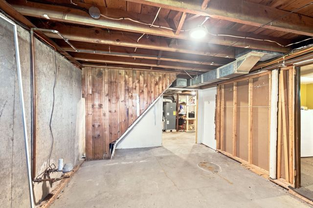 42 7 Mile River Dr, Attleboro, MA 02703