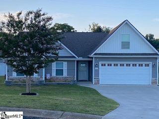 874 W Keepsake Lane, Inman, SC 29349
