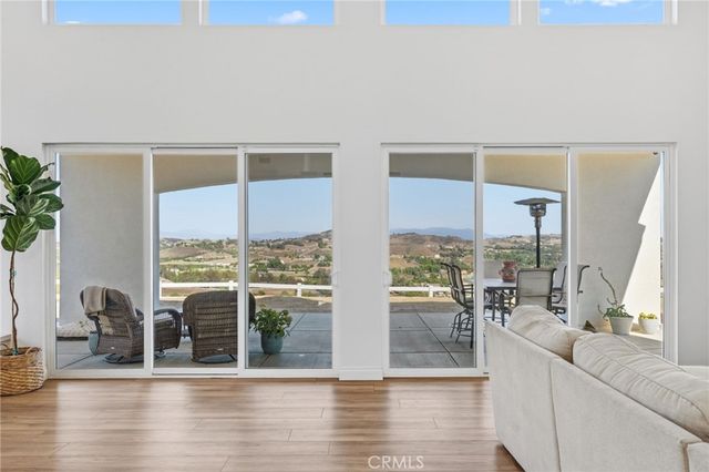 38566 Vista Del Bosque, Murrieta, CA 92562