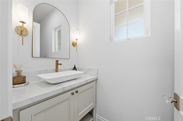 38566 Vista Del Bosque, Murrieta, CA 92562
