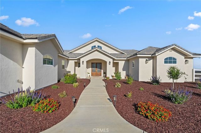38566 Vista Del Bosque, Murrieta, CA 92562