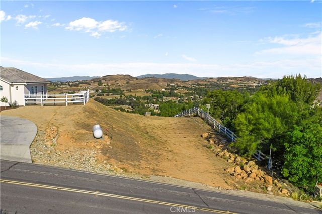 38566 Vista Del Bosque, Murrieta, CA 92562