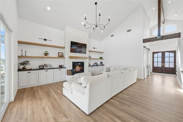 38566 Vista Del Bosque, Murrieta, CA 92562