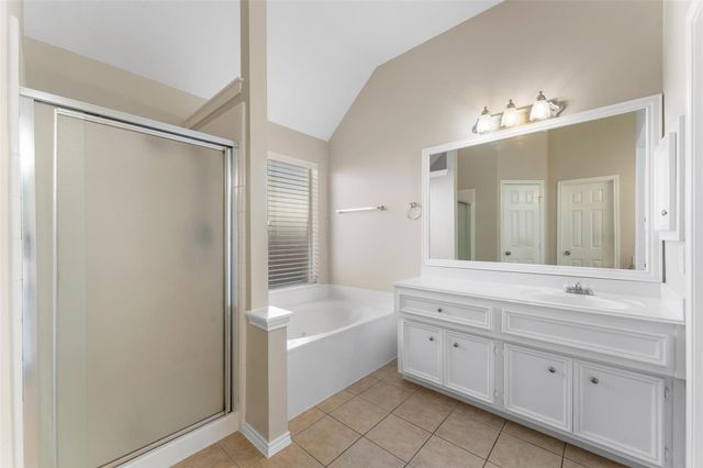 15822 Bennet Chase Drive, Cypress, TX 77429