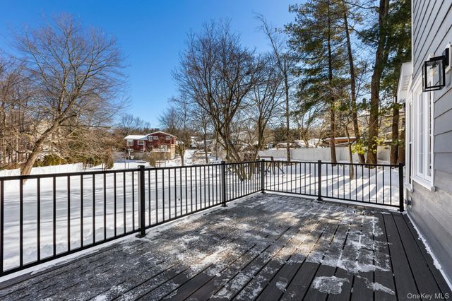 91 Worthington Road, White Plains, NY 10607