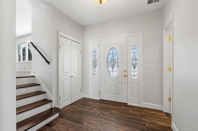 91 Worthington Road, White Plains, NY 10607