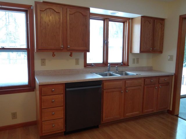 1238 MAPLE STREET, Neenah, WI 54956