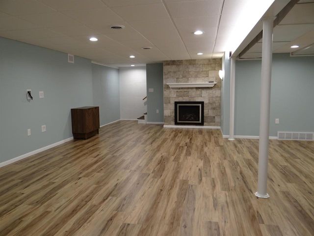 1238 MAPLE STREET, Neenah, WI 54956