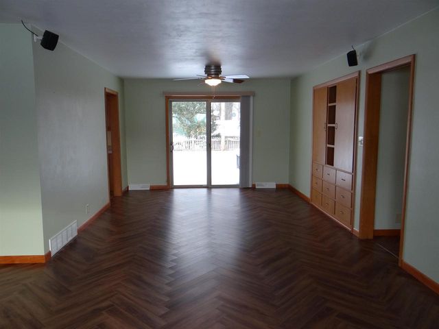 1238 MAPLE STREET, Neenah, WI 54956