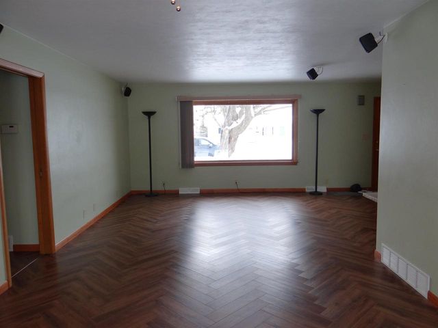 1238 MAPLE STREET, Neenah, WI 54956