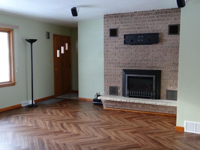 1238 MAPLE STREET, Neenah, WI 54956