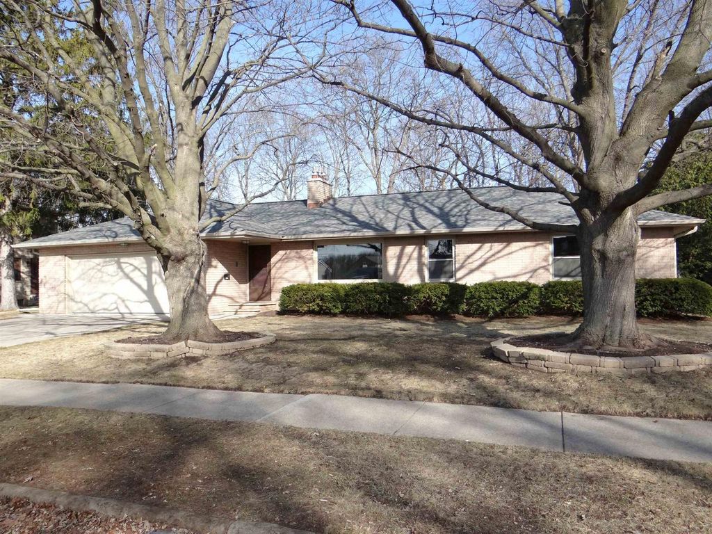 1238 MAPLE STREET, Neenah, WI 54956