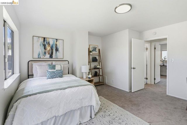 3800 Maybelle Ave 7, Oakland, CA 94619