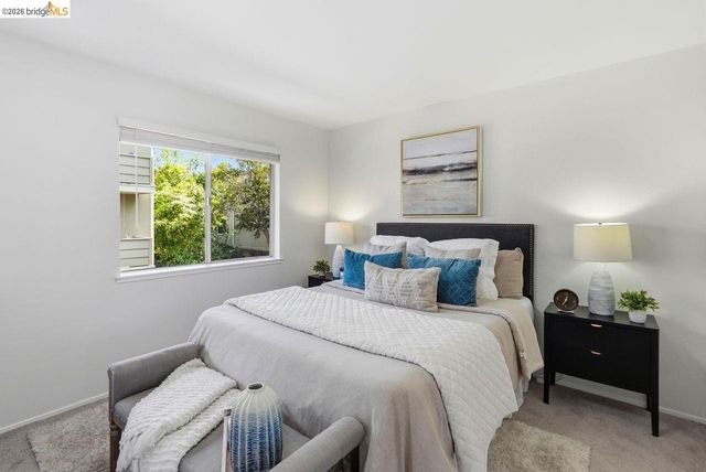 3800 Maybelle Ave 7, Oakland, CA 94619
