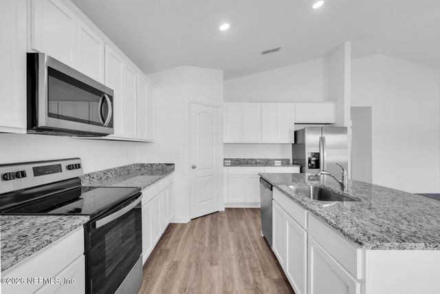 3219 COTTAGE HILL Place, Green Cove Springs, FL 32043