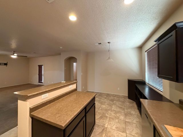 11823 Blue Ribbon Road SE, Albuquerque, NM 87123