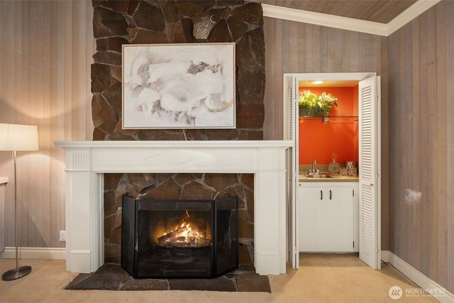 2001 77th Avenue NE, Medina, WA 98039