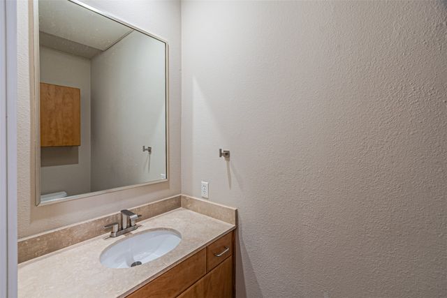 6927 Sumner Street, The Colony, TX 75056