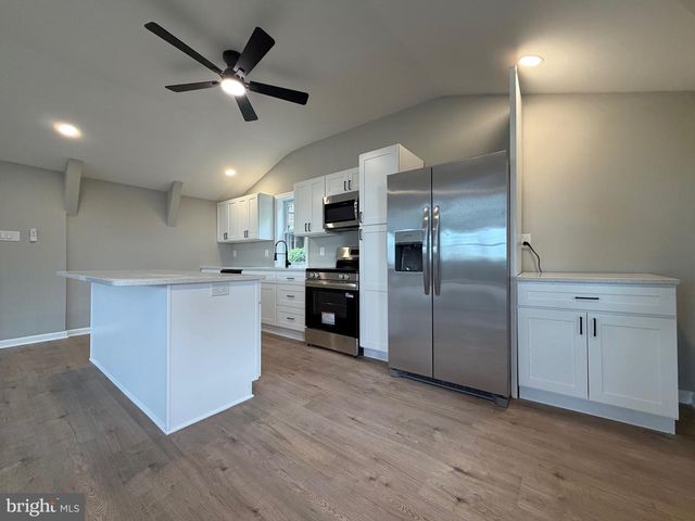 6045 BAYVIEW RD, Saint Leonard, MD 20685