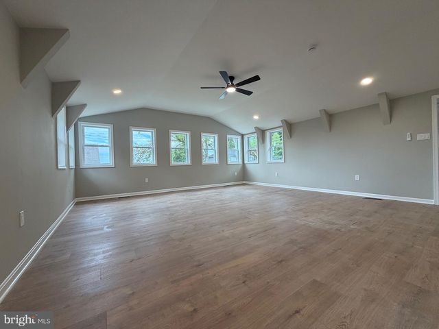 6045 BAYVIEW RD, Saint Leonard, MD 20685