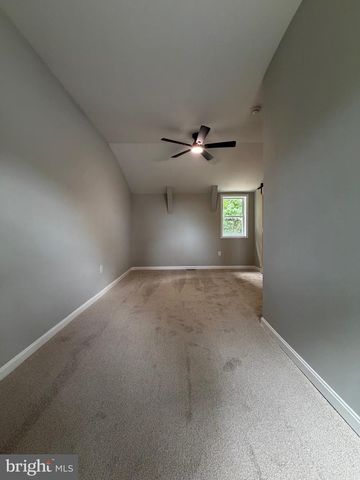 6045 BAYVIEW RD, Saint Leonard, MD 20685