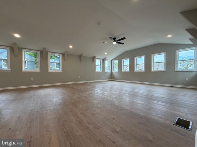 6045 BAYVIEW RD, Saint Leonard, MD 20685