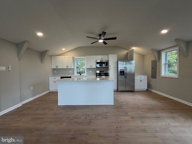6045 BAYVIEW RD, Saint Leonard, MD 20685