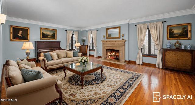 2157 Shenandoah Road, Toledo, OH 43607