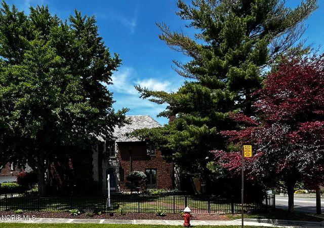 2157 Shenandoah Road, Toledo, OH 43607