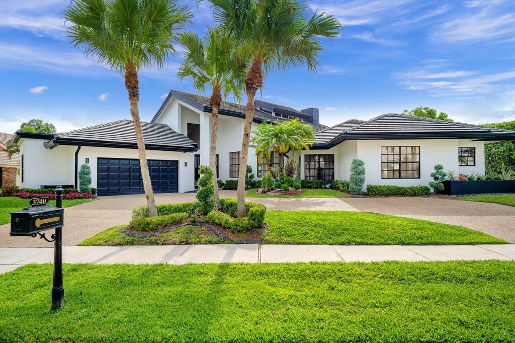 3740 Canterbury Way, Boca Raton, FL 33434