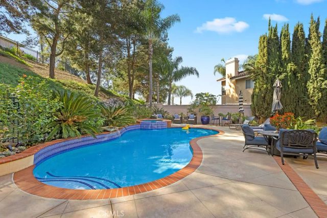 27852 Vicenza Court, Mission Viejo, CA 92692