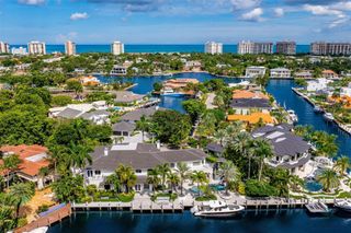 11 Bay Colony Lane, Fort Lauderdale, FL 33308