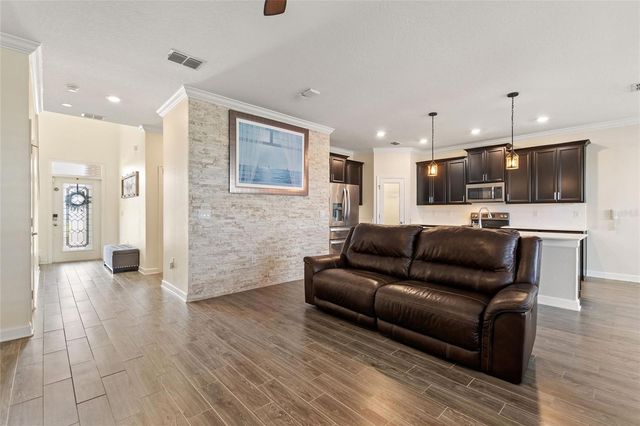 8809 BETH PAGE LN, Davenport, FL 33896