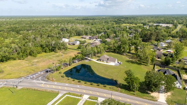 13020 Bluff Rd, Geismar, LA 70734