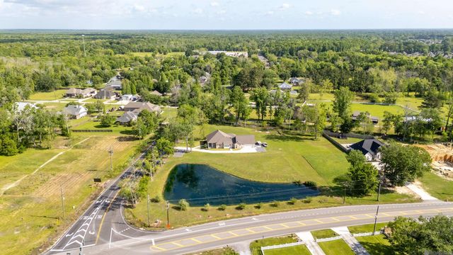 13020 Bluff Rd, Geismar, LA 70734