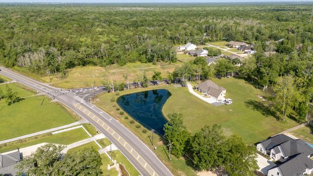 13020 Bluff Rd, Geismar, LA 70734