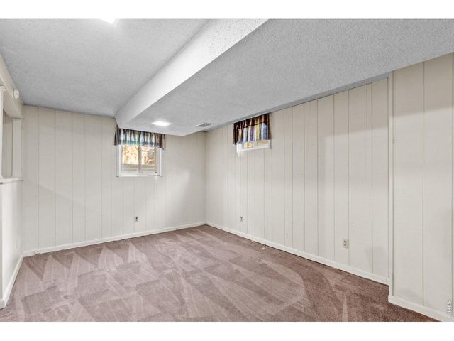2821 W 24th St, Greeley, CO 80634