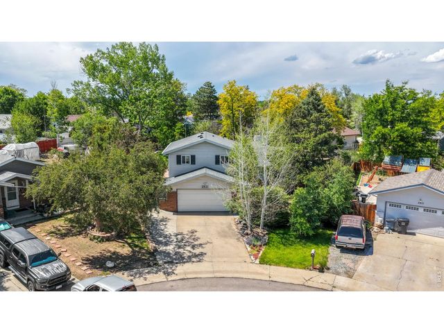 2821 W 24th St, Greeley, CO 80634