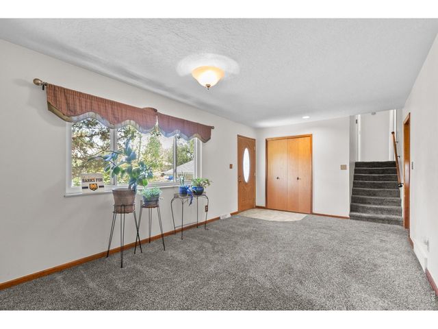 2821 W 24th St, Greeley, CO 80634