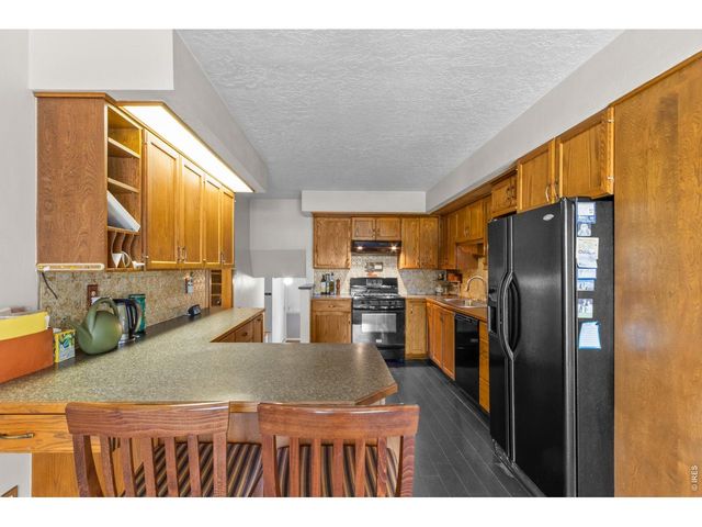 2821 W 24th St, Greeley, CO 80634