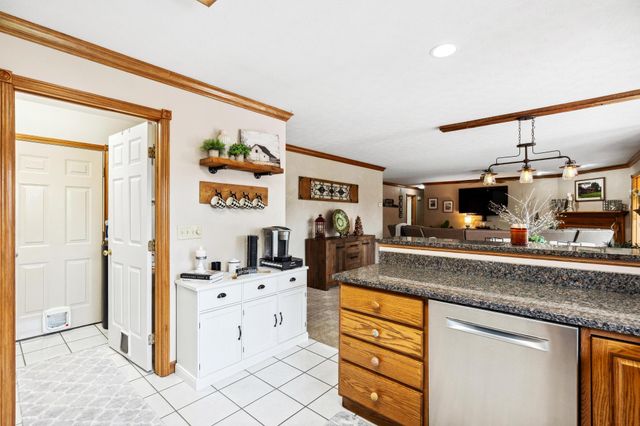 1000 Blue Jay Drive 1000 Blue Jay Drive, Enon, OH 45323