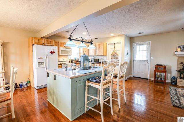 145 Willowick Trail, Paducah, KY 42003