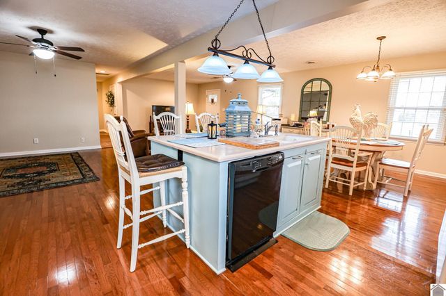 145 Willowick Trail, Paducah, KY 42003